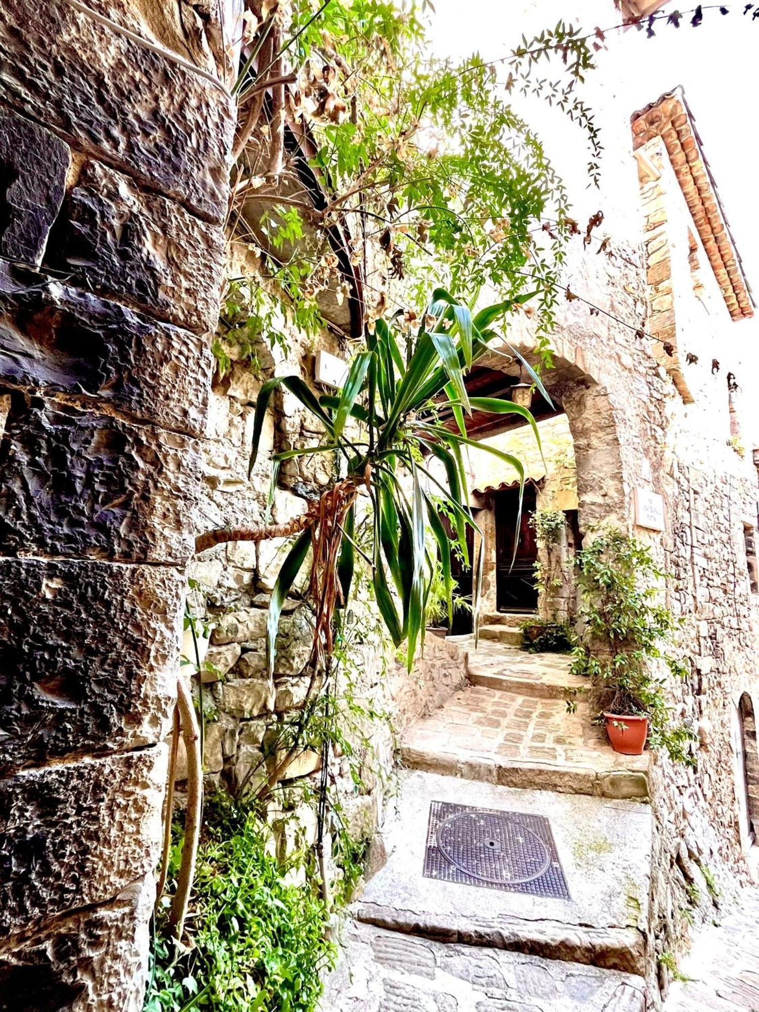 Gite Des Remparts Lucéram Exteriér fotografie